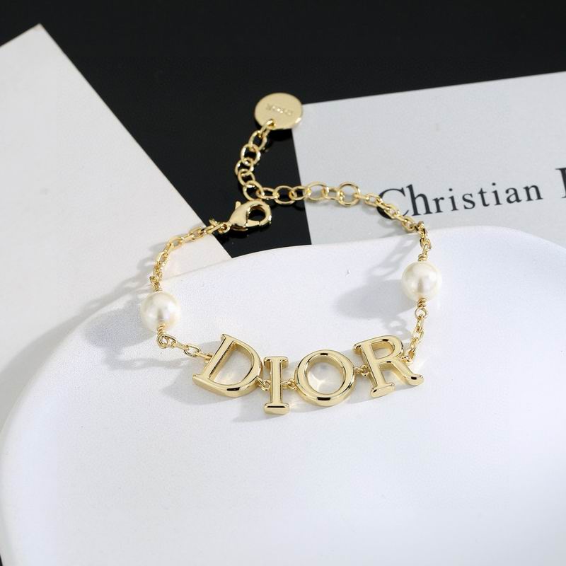Dior Bracelet 09yxx28